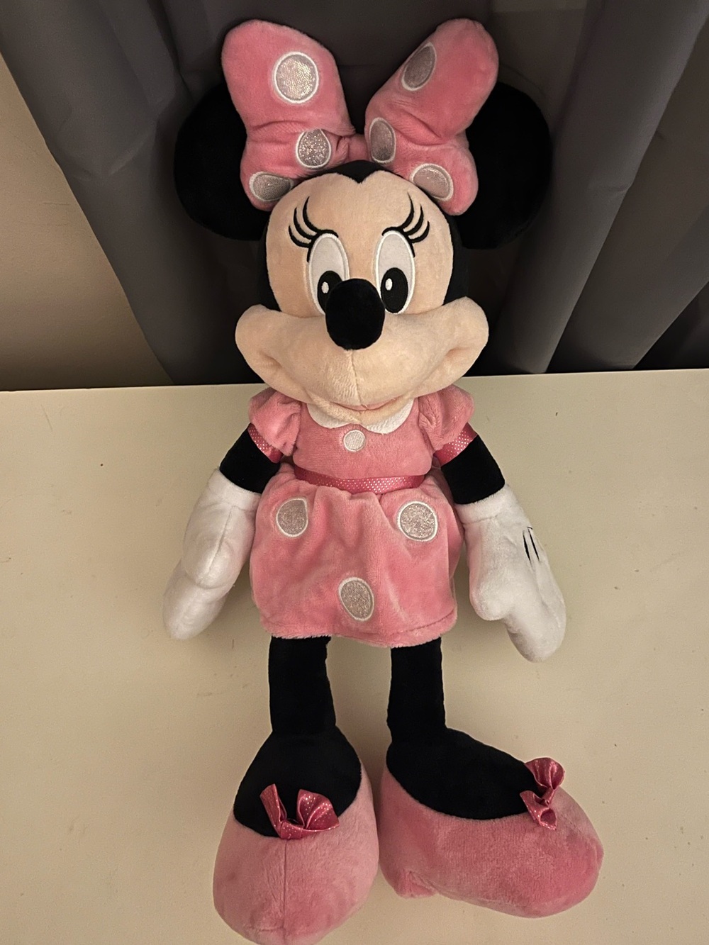 Disney Signiture Collection Minnie Mouse from Target 🩷🤍🩷🤍🩷